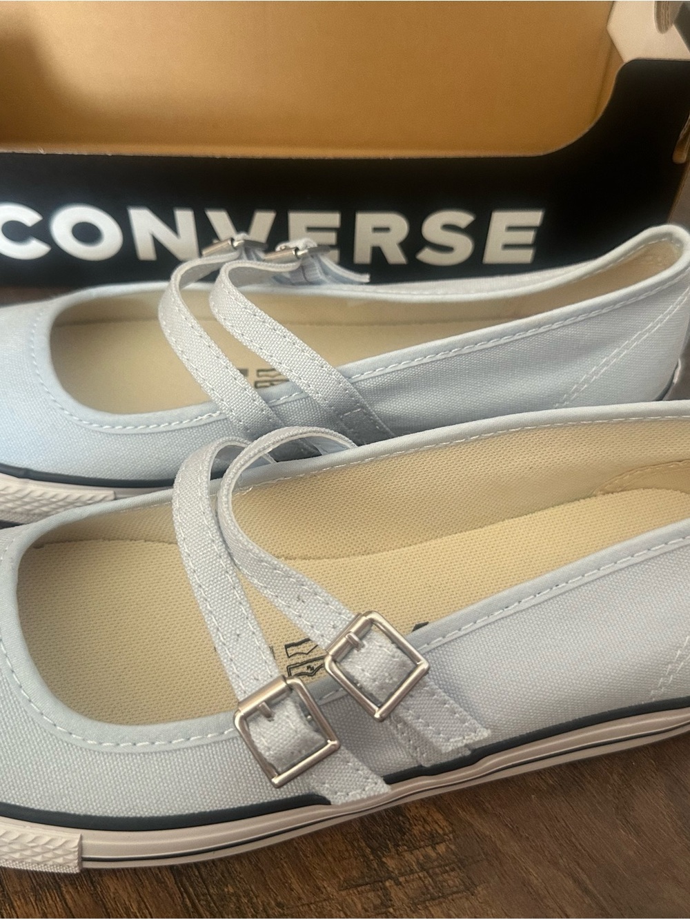 Converse Women's Light Blue Mary Jane Canvas Shoes size 8